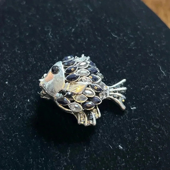 Jeweled fish‎ ring - Picture 1 of 4